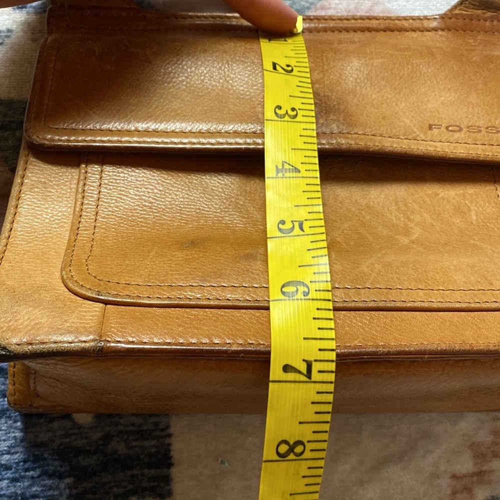 Fossil Vintage Revival Brown Leather Flap Crossbody Bag - Picture 11 of 14
